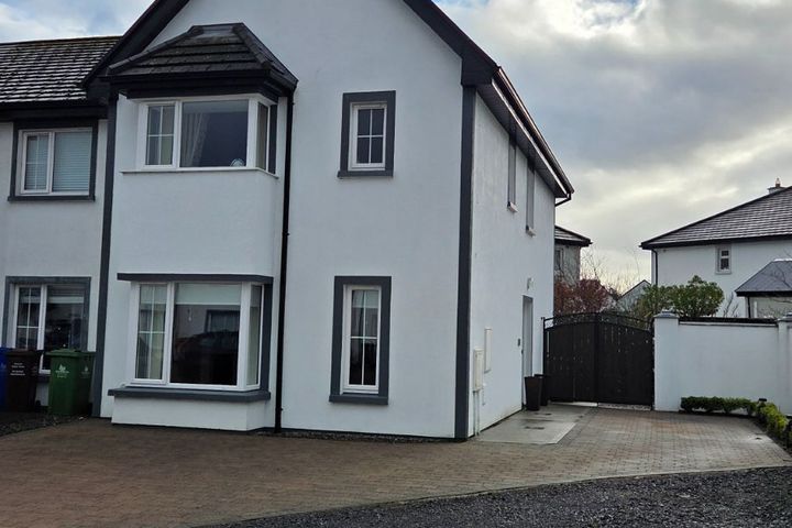32 College View, Castlebar, Castlebar, Co. Mayo, F23KF86