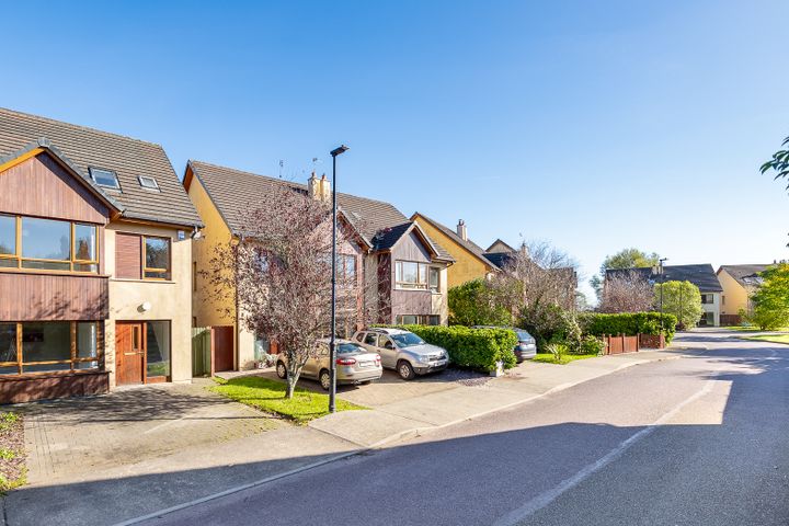 11 Heather Park, Pairc na Gloine, Kenmare, Co Kerry, V93WC82