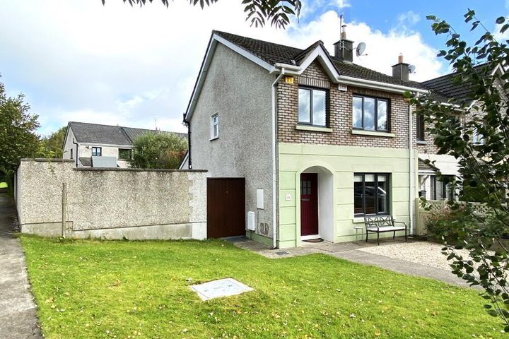 16 Woodleigh Park, Blessington, Co. Wicklow, W91R599