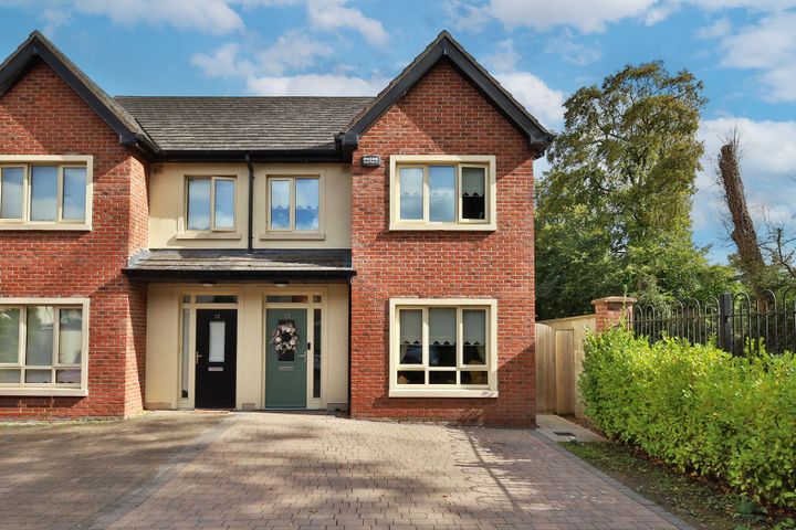 15 Cois Glaisn Park, Johnstown, Navan, Co. Meath, C15X62W
