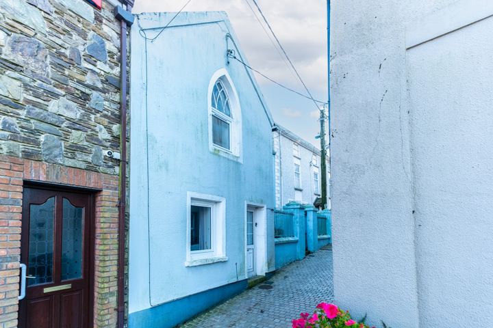 2 Chapel Lane, Youghal, Co Cork, P36WD98