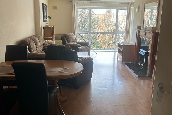 Apartment 225, Block 4, Gracepark Manor, Swords Ro, Drumcondra, Dublin 9