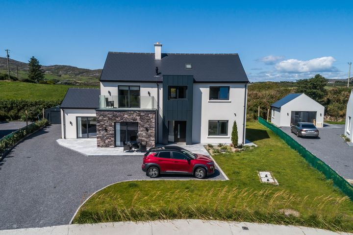 7 Emily Gardens, Boulysallagh, Goleen, Cork
