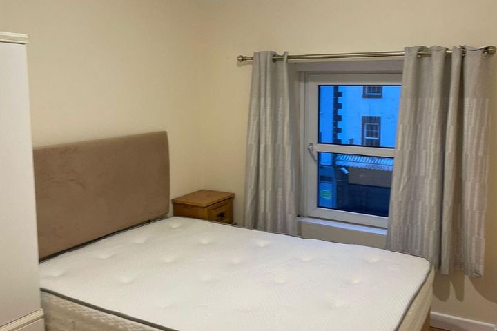 Lonergan's, 35 O'connell Street, Clonmel, Clonmel, Co. Tipperary