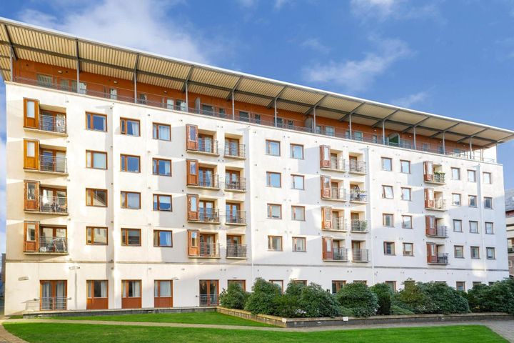 7 Beresford House, Custom House Square, Dublin 1