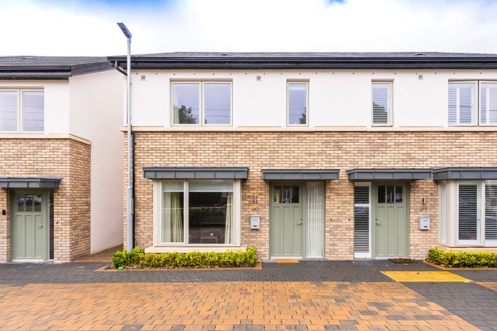 6 Stone Park, Trees Road Upper, Mount Merrion, Dublin