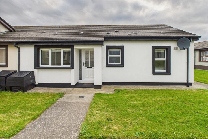 16 Pebble Drive, Pebble Beach, Tramore, Co. Waterford, X91D8P2