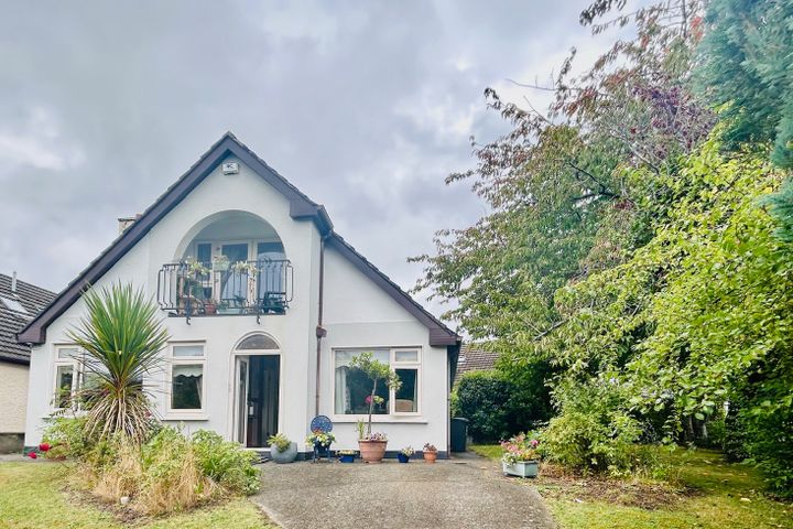 18 Glen Lawn Drive, The Park, Cabinteely, Dublin 18, D18E429