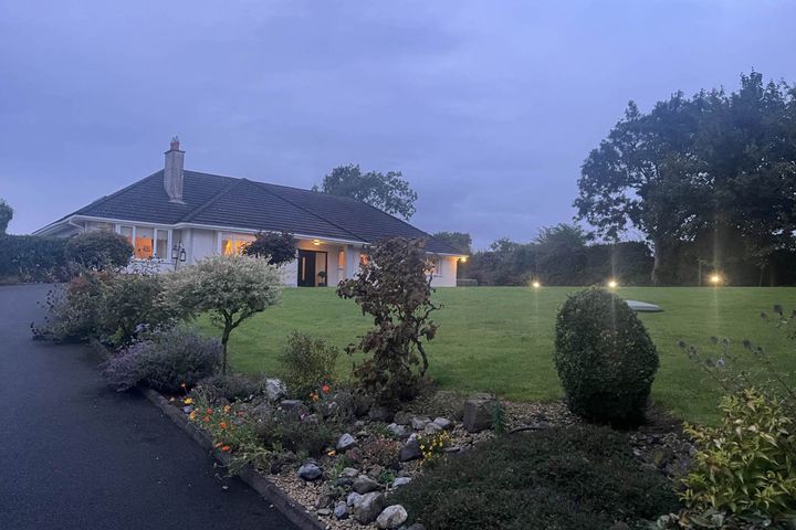 Leeside, Hodgestown Upper, Donadea, Co. Kildare, W91W821