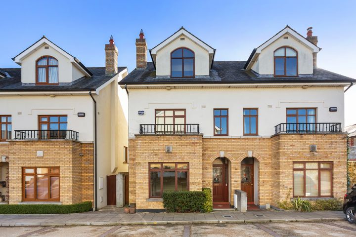 2 Elton Court, Sandycove, Dublin, Dublin