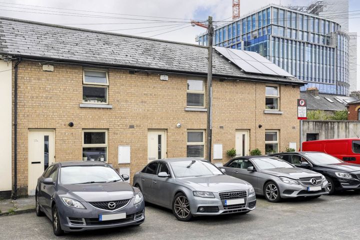 13 Carlingford Parade, Dublin 2, D02XA70