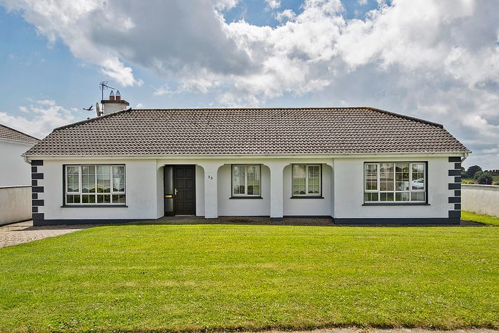 33 The Comeraghs, Stradbally, Co Waterford, X42T978