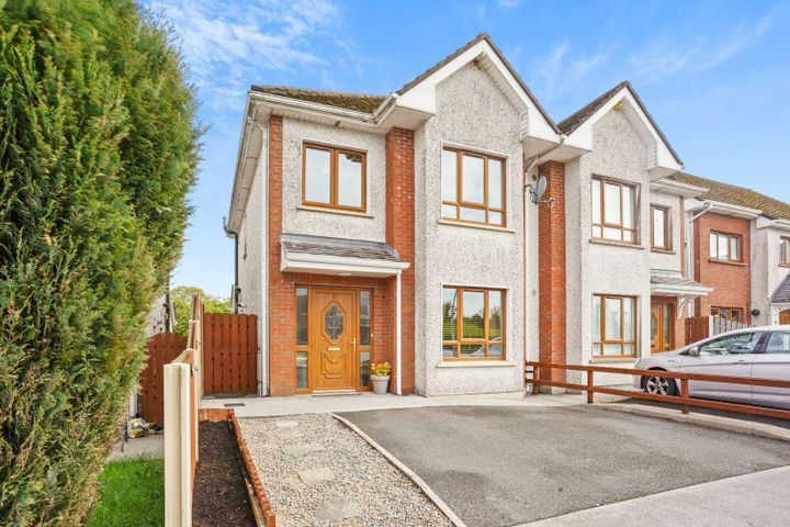 17 An Tor Aonarach, Kingscourt, Co. Cavan, A82N2K7