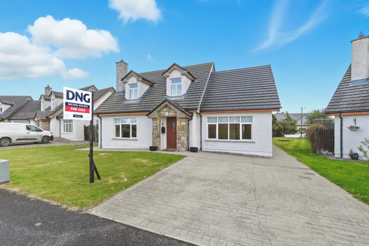 27 Deerpark, Crossmolina, Crossmolina, Co. Mayo, F26K377