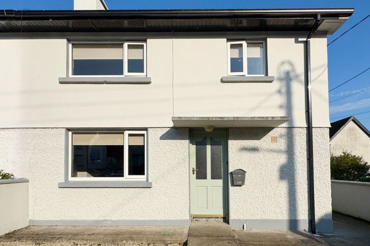 12 Marymount, Castlecomer, Castlecomer, Co. Kilkenny, R95C6W6