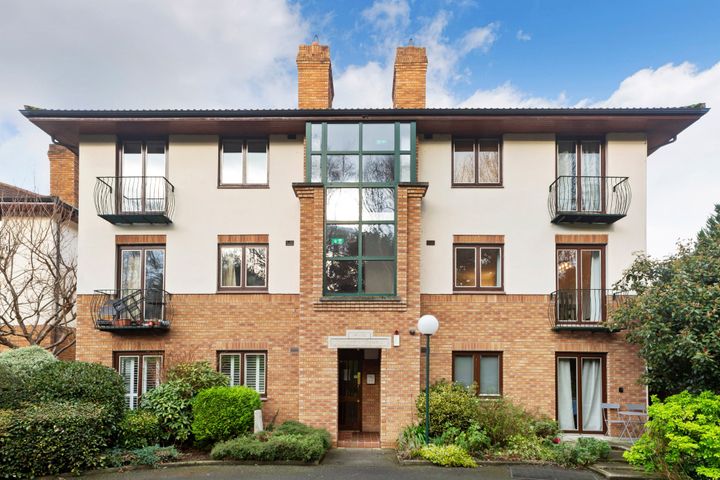 17 Beauparc Downs, Monstown Valley, Monkstown, Co. Dublin, A94E364