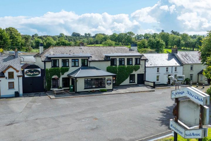 The Carraig Springs, Crosskeys Village, Cross Keys, Co. Cavan, H12KX92