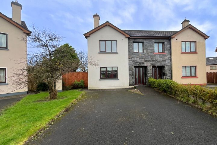 14 Ard Rua, Claremorris, Co. Mayo, F12H2X4