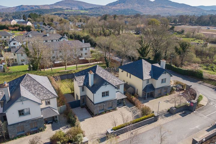 37 Oakwood Manor, Kenmare, Co Kerry, V93KV82