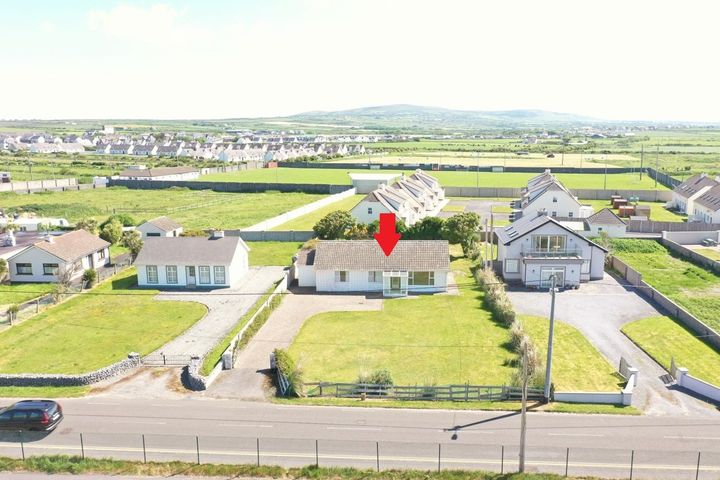 Teallta, Sandhill Road, Ballybunnion, Ballybunion, Co. Kerry, V31KW88