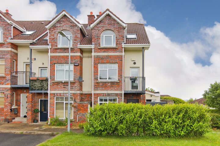 65 Wingfield, Stepaside, Dublin 18, D18EF44