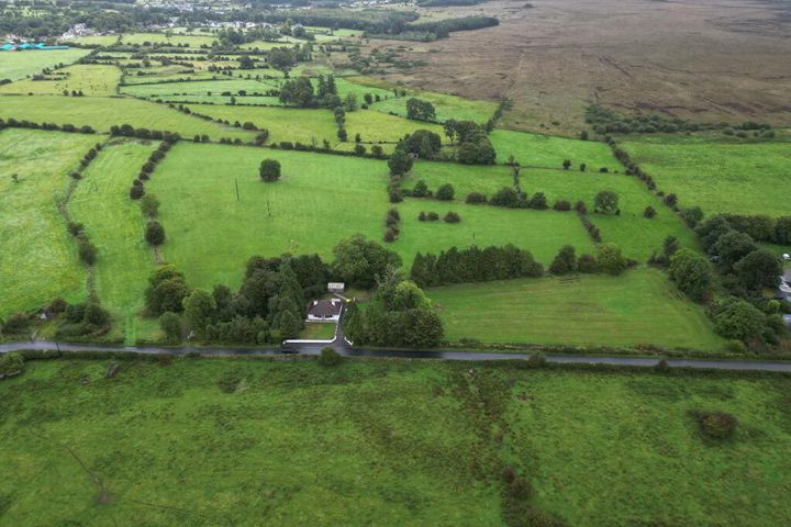Mountain Rd, Tubbercurry, Co. Sligo