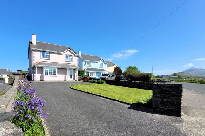 19 Beeches, Louisburgh, Louisburgh, Co. Mayo, F28X983
