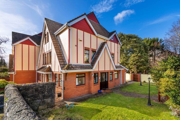 34 St Johns Wood, Castle Ave, Clontarf Dublin 3, Dublin 3, Dublin