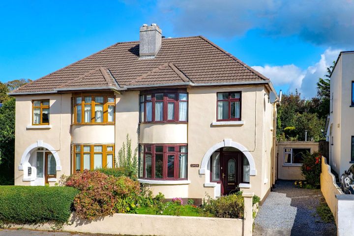 Lisnagry, 54 Devon Park, Salthill, Galway, H91AH2P
