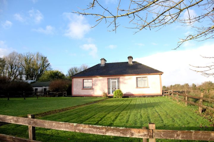 Laggoo, Kylebrack, Loughrea, Co. Galway, H62DY73
