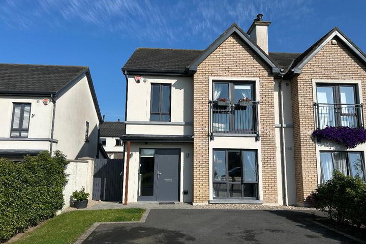 5 Green Avenue, Friary Walk, Callan, Co. Kilkenny, R95F6HF