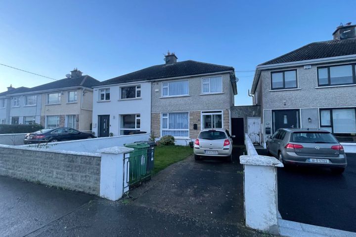 27 Aylmer Road, Newcastle, Co. Dublin