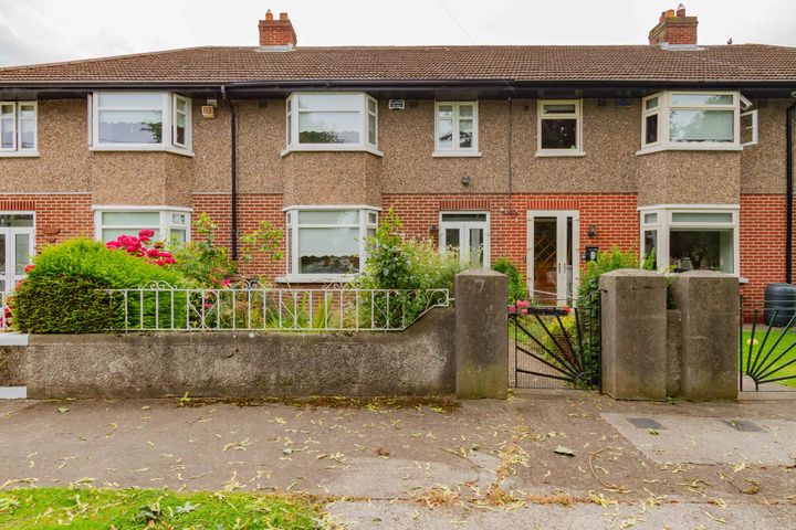 7 Saint Mary's Crescent, Walkinstown, Walkinstown, Dublin 12, D12E4X0