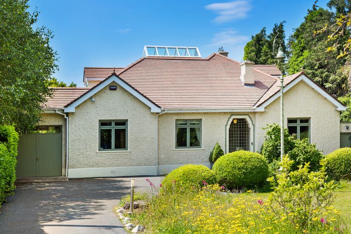 Sarnath, Old Bray Rd, Cabinteely Dublin 18, Dublin 18, Dublin