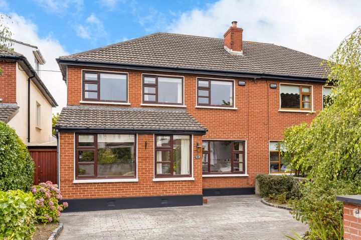 59 Mount Albany, Newtown Park Avenue, Blackrock, Co. Dublin, A94DW93