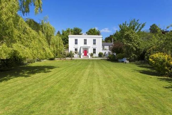 Secrora, Killiney Hill Rd, Killiney, Dublin