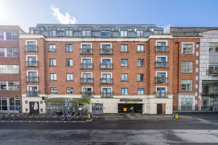 Apartment 16, Alexander Court, Dublin 2, D02N803