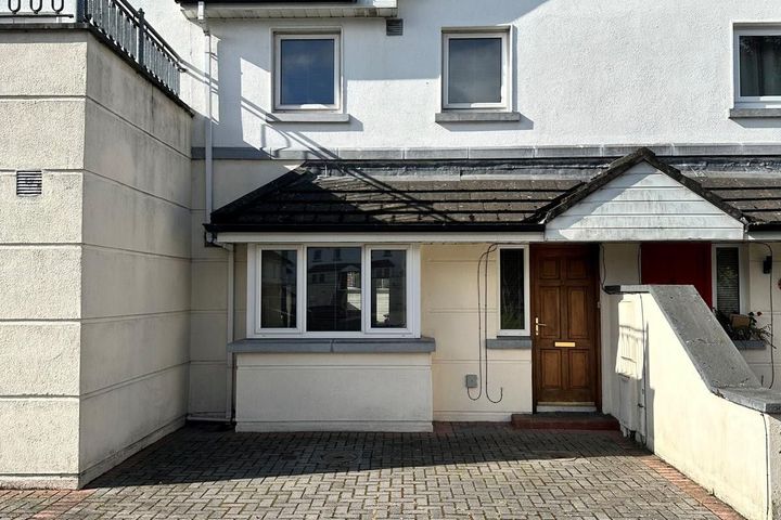 5 Dunore, Larchfield Court, Kilkenny, Co. Kilkenny, R95E3E5