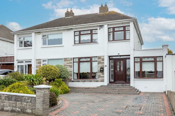 12 Carrickhill Drive, Portmarnock, Co. Dublin, D13PT89