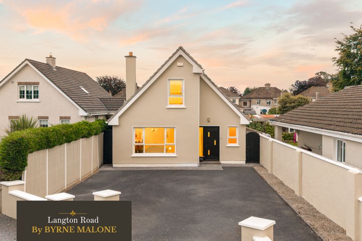 Langton Road, Newbridge, Co. Kildare, W12XA39