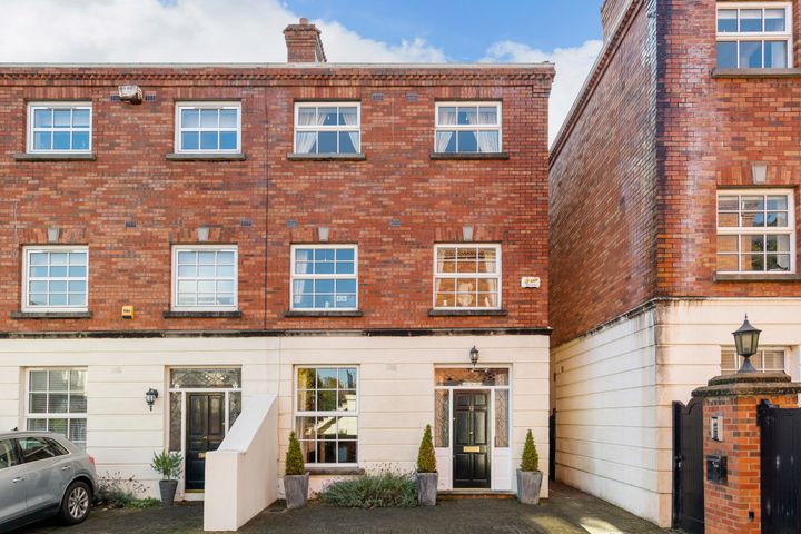 12 Simmonscourt Rd, Ballsbridge, Dublin 4, Dublin 4, Dublin