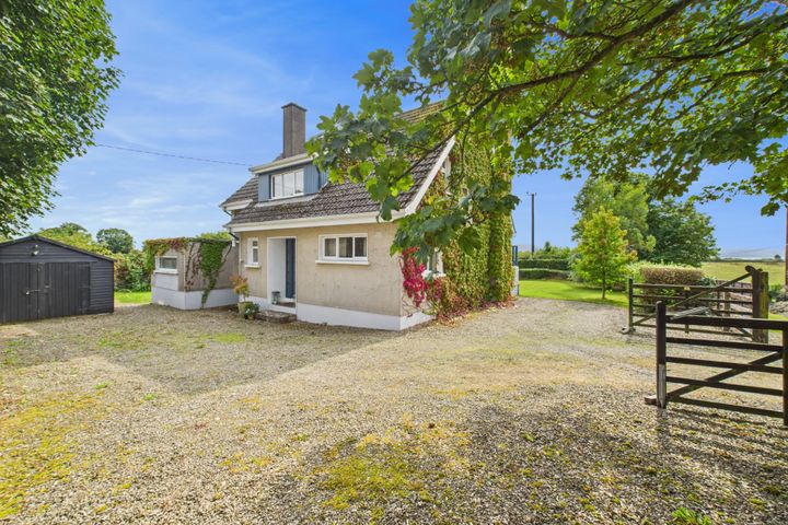Urra, Puckane, Nenagh, Co. Tipperary, E45X472