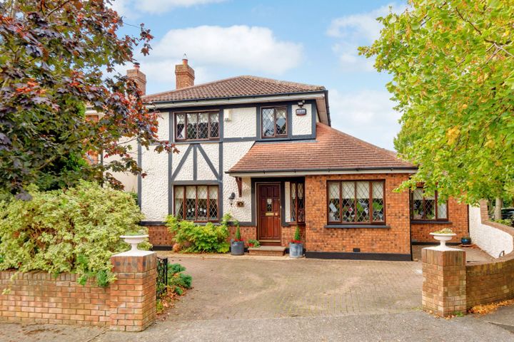 18 The Heath, Cypress Downs, Templeogue, Dublin 6w, Dublin
