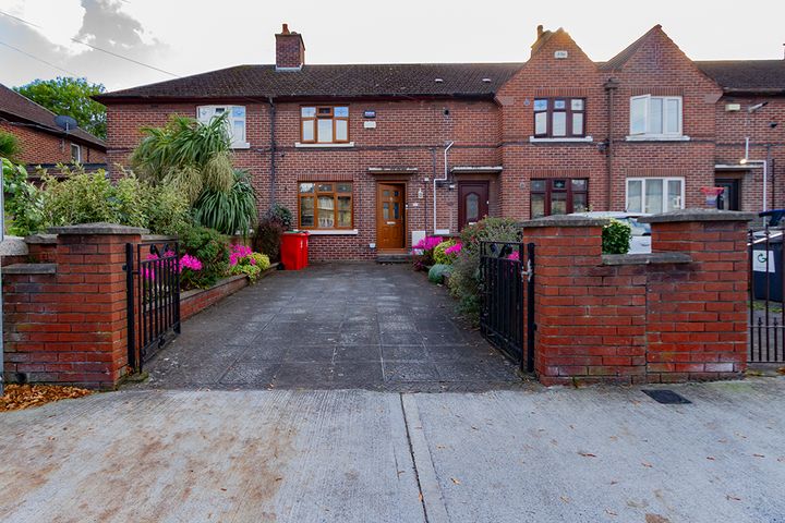 319 Mourne Road, Drimnagh, Drimnagh, Dublin 12, D12AK63