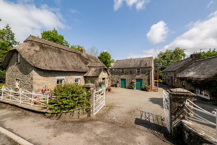 Castlekeeran, Carnaross, Kells, Co. Meath, A82CF98