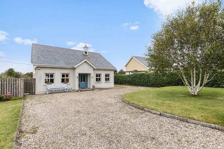 1 Sarshill, Kilmore, Kilmore Village, Co Wexford, Y35DE27