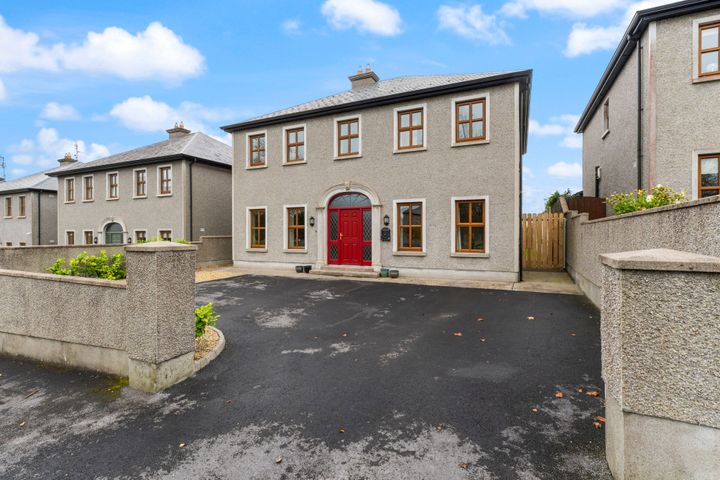 5 Lakeview, Claremorris, Co Mayo, F12E3X6