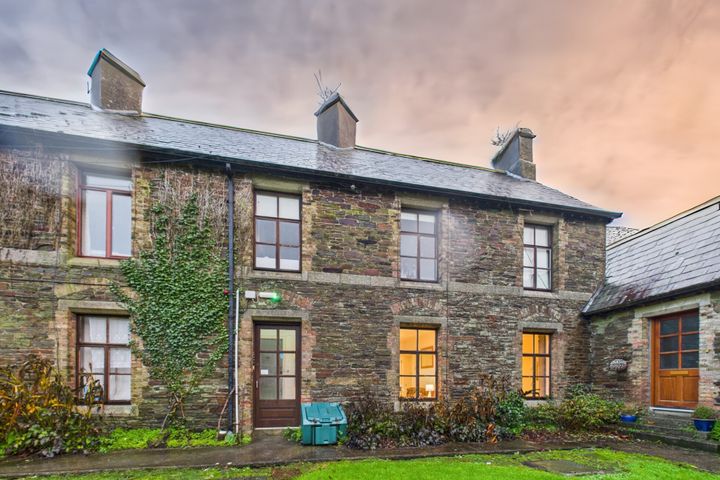 Apartment 21, Manor Court, Cork Road, Waterford, X91X095