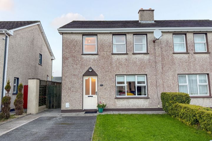 82 Manor Village, Westport Road, Castlebar, Co. Mayo, F23ER26
