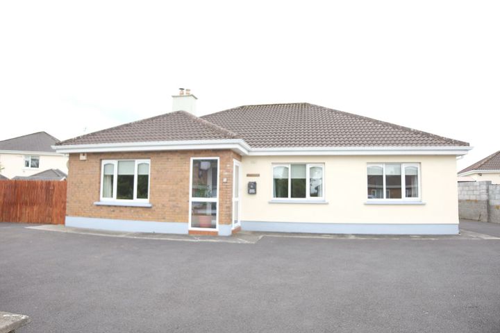 1 Ashlawn, Loughrea, Co. Galway, H62XV22